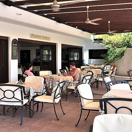 Pefkos Village Aparthotel 3*