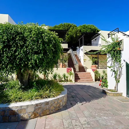 Pefkos Village 3*