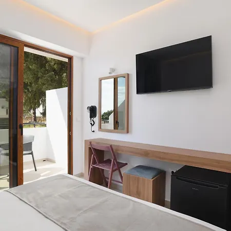 Pefkos Village Appart hôtel 3*