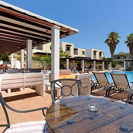 Pefkos Village Aparthotel Pefki