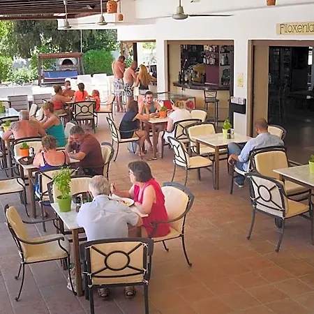 Aparthotel Pefkos Village 3*