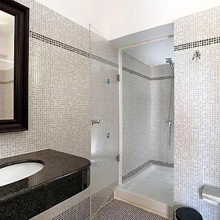 Aparthotel Pefkos Village 3*