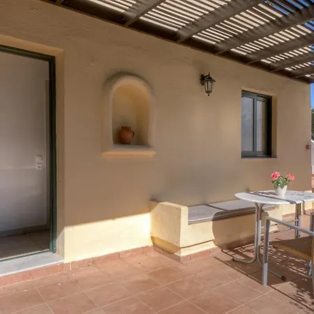 Pefkos Village Aparthotel