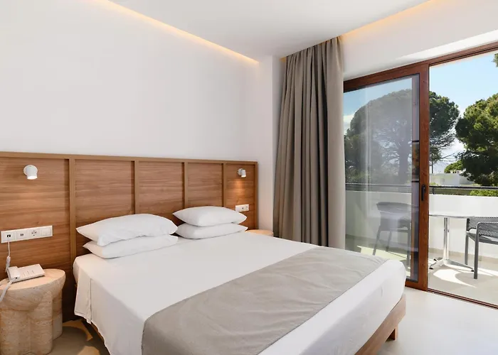 Pefkos Village Aparthotel