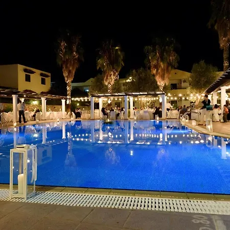 Apartmanhotel Pefkos Village 3*