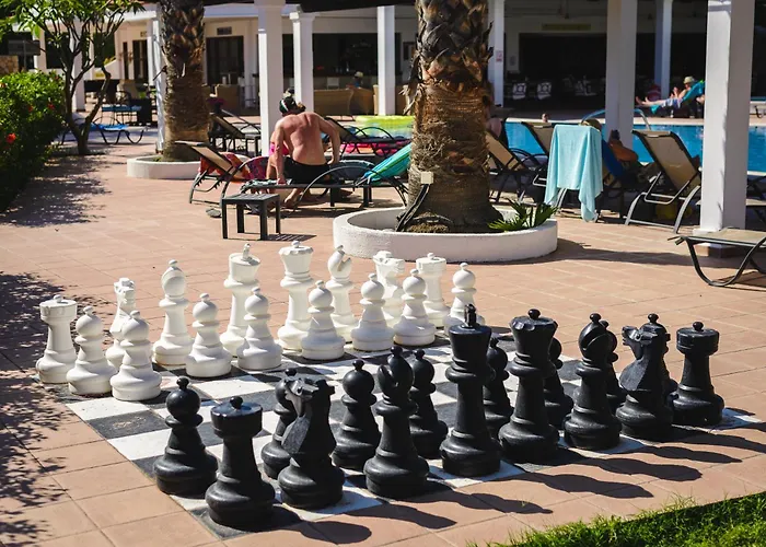 Pefkos Village 3*
